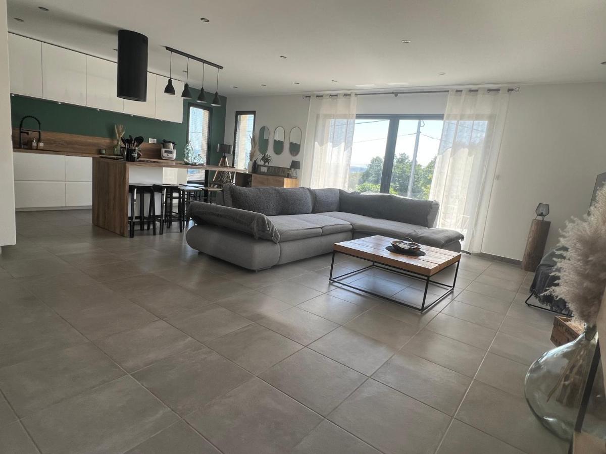 Sernhac Agreable Villa Recente Au Coeur D'Un Charmant Petit Village מראה חיצוני תמונה